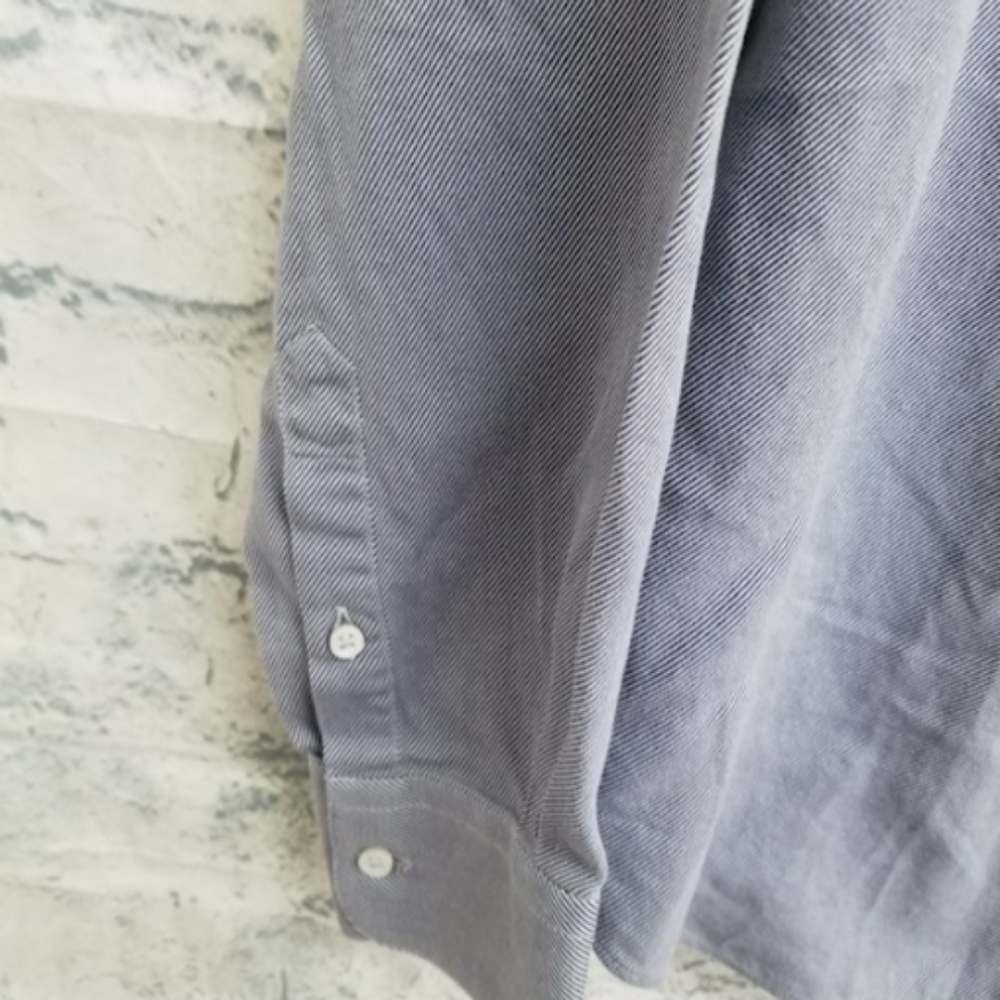 Men's designer Armani collezioni Button Up down Shirt sz Large long sleeve - Picture 5 of 6